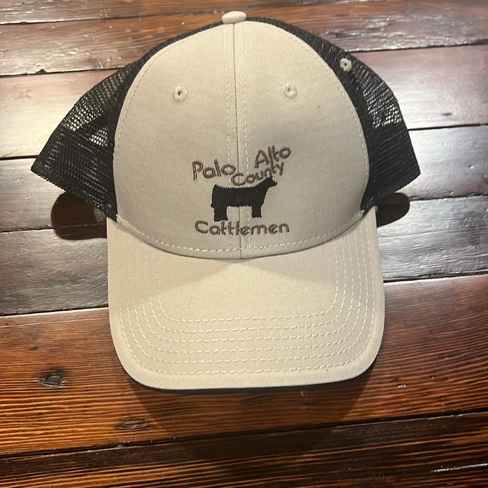 Brand new cattlemen hat